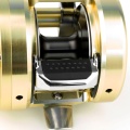Kołowrotek, multiplikator Shimano Calcutta Conqueast A 201 LH / lewa ręka / 4,8 : 1 / *CTCNQ201A* sklep wędkarski makarfish 3