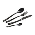 Zestaw sztućców Prologic Blackfire / 4 el. + pokrowiec / *72738* sklep wędkarski Makarfish 1