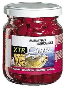 Kukurydza wędkarska w słoiczku Jaxon XTR Carp / Truskawka / 125 g / Czerwona / *FX-CB03*