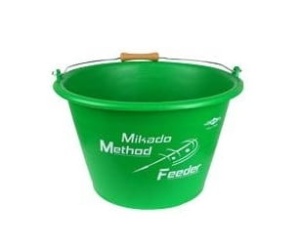 Wiadro z uchwytem Mikado Method Feeder / 17 litów / *UABW-17-GREEN*