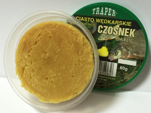 Ciasto proteinowe na haczyk Traper  Czosnek  80 g  17001 makarfish.jpg